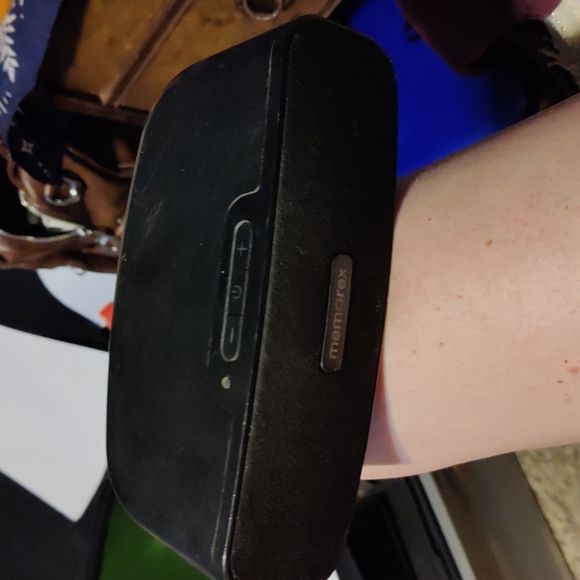 Memorex Universal Bluetooth Wireless Speaker Product Details. Works great - Picture 3 of 3